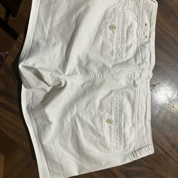 American eagle white shorts size 6 - Picture 4 of 4